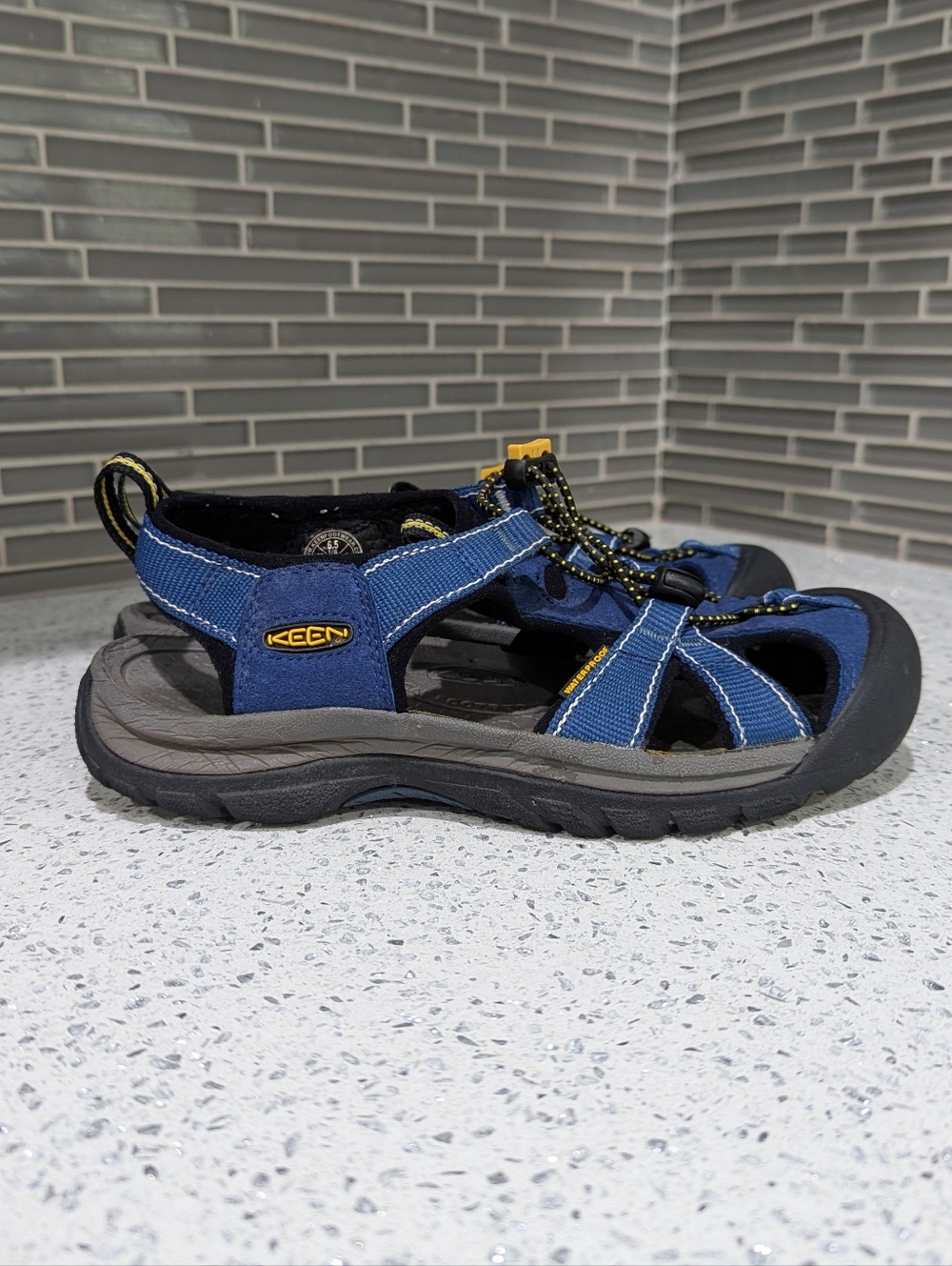 Keen Venice H2 Navy Blue Hiking Sandal Fisherman Outdoor Gorp Ladies Size 6.5 37 - Picture 5 of 9